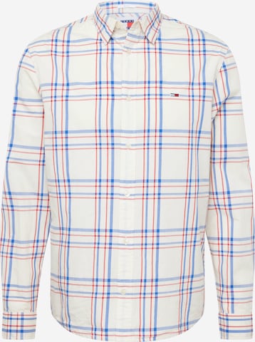 Tommy Jeans Regular fit Button Up Shirt in White: front