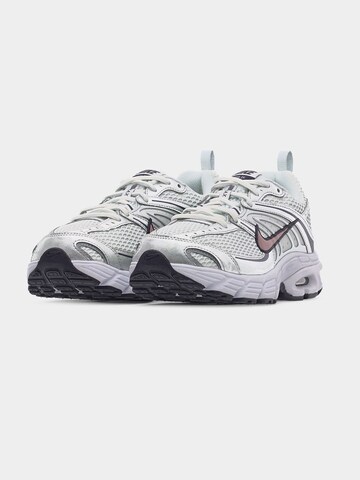 balts Nike Sportswear Brīvā laika apavi 'Air Max Moto 2K'