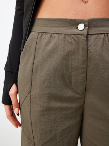 Wide leg Pantaloni cargo di Next in verde