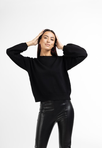 Pull-over 'Koosh' faina en noir : devant