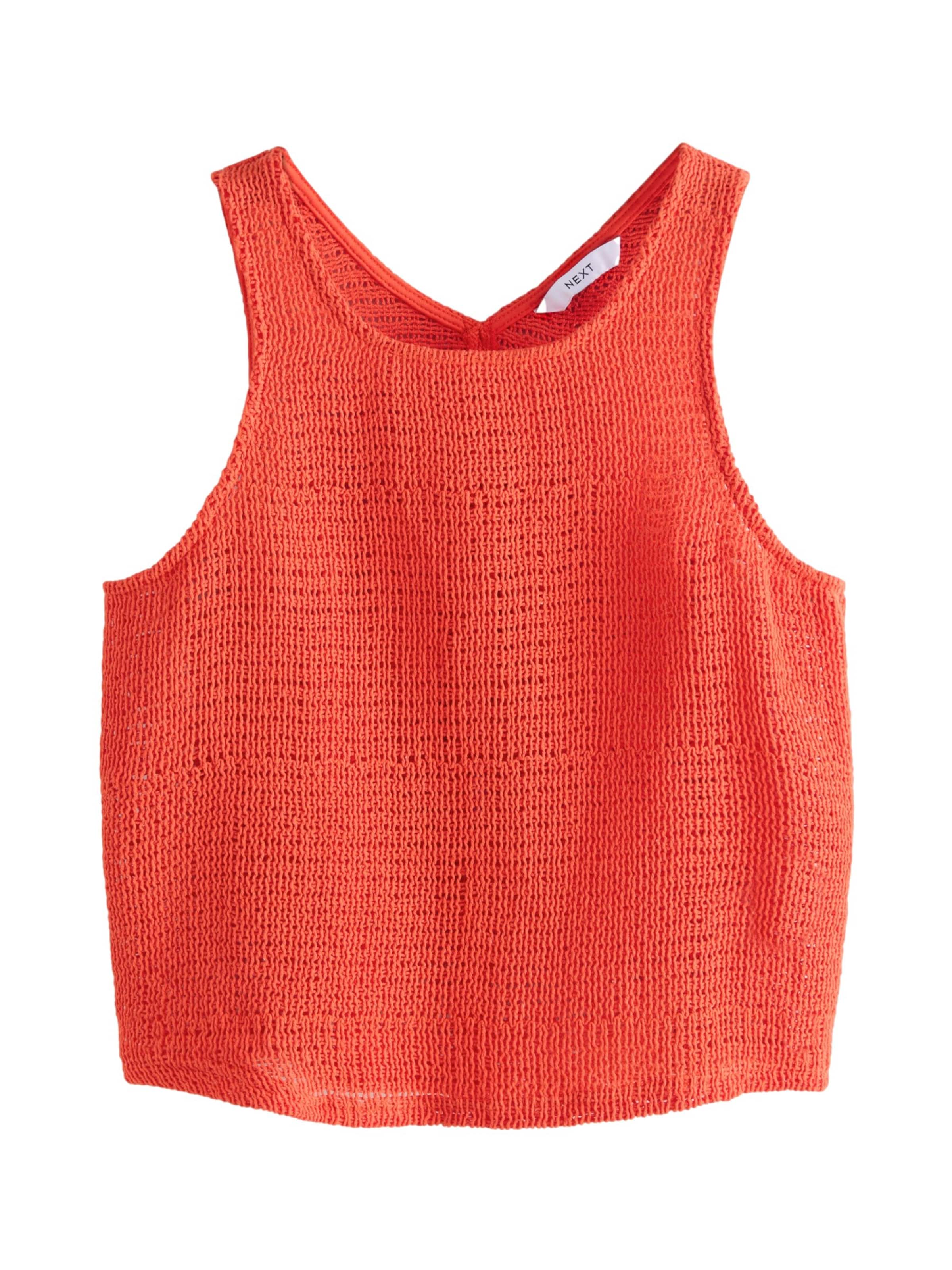 sarkans Next Adīts topiņš: no priekšpuses