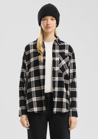 QS Blouse in Zwart: voorkant