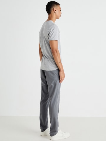 Coupe slim Pantalon à plis 'Stain' Dockers en gris