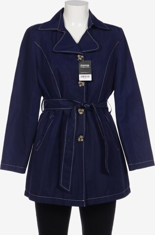 Helena Vera Jacket & Coat in M in Blue: front