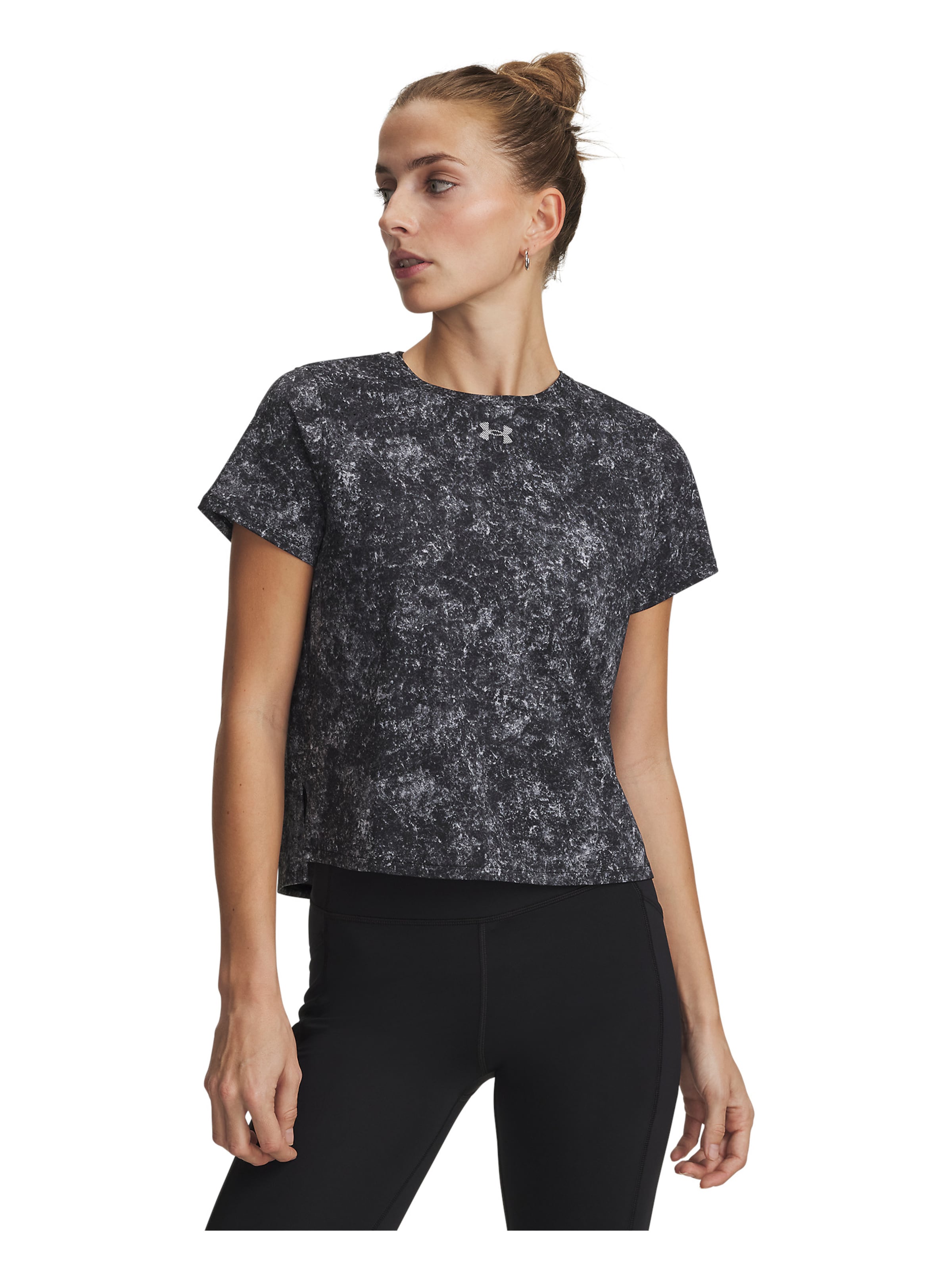 UNDER ARMOUR Shirt in Black: front