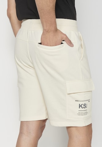 KOROSHI Regular Shorts in Weiß