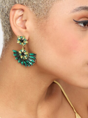 SOHI Earrings 'Gitika' in Green: front