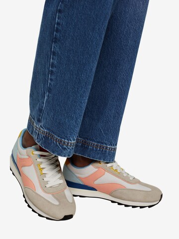 ESPRIT Sneakers laag in Gemengde kleuren: voorkant