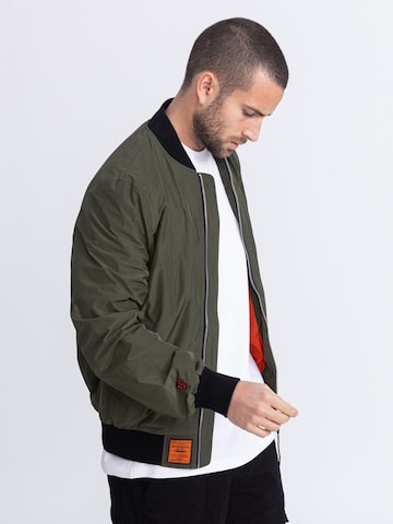 Bombers - Chaqueta de entretiempo 'MA1 MEN' en verde
