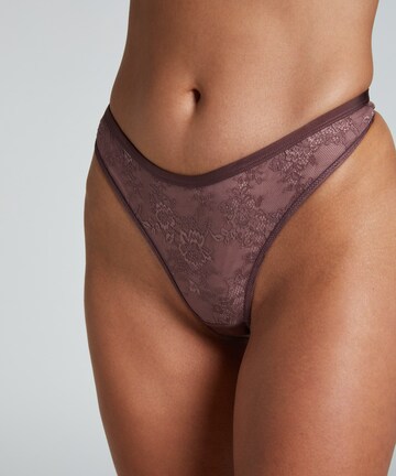 Hunkemöller String 'Lea' in Lila: Vorderseite