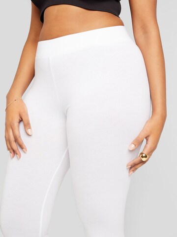 ONLY Carmakoma Skinny Leggings 'TIME' in Weiß