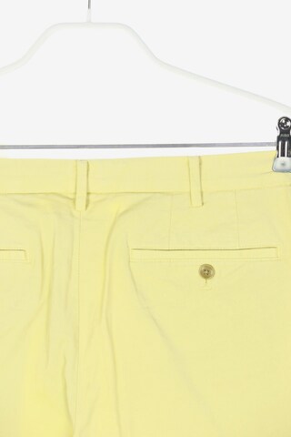 UNIQLO Pants in 32 in Yellow