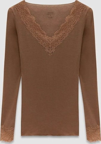 Dilvin - Blusa em castanho: frente
