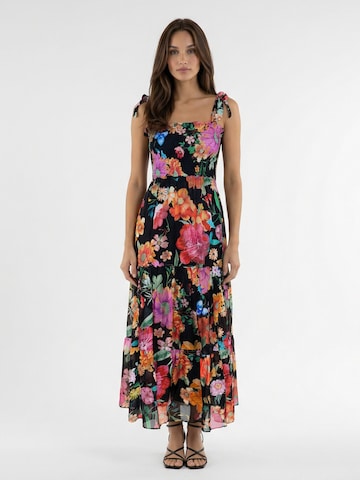 Introvertie VIENNA Zomerjurk 'Girl Got Pockets Silk Linen Shirred Maxi Dress' in Zwart