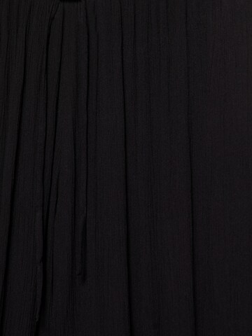 Pull&Bear Tapered Hose in Schwarz