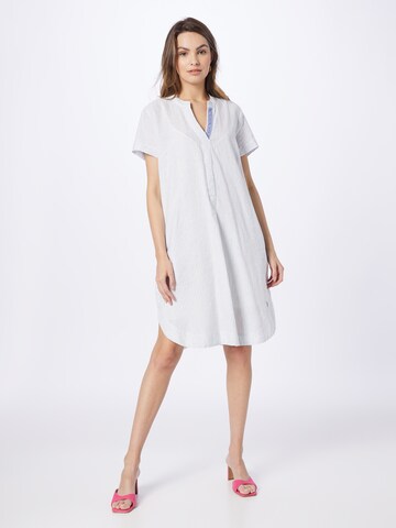 Abito camicia di Emily Van Den Bergh in bianco: frontale