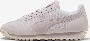 Baskets basses PUMA en rose : devant