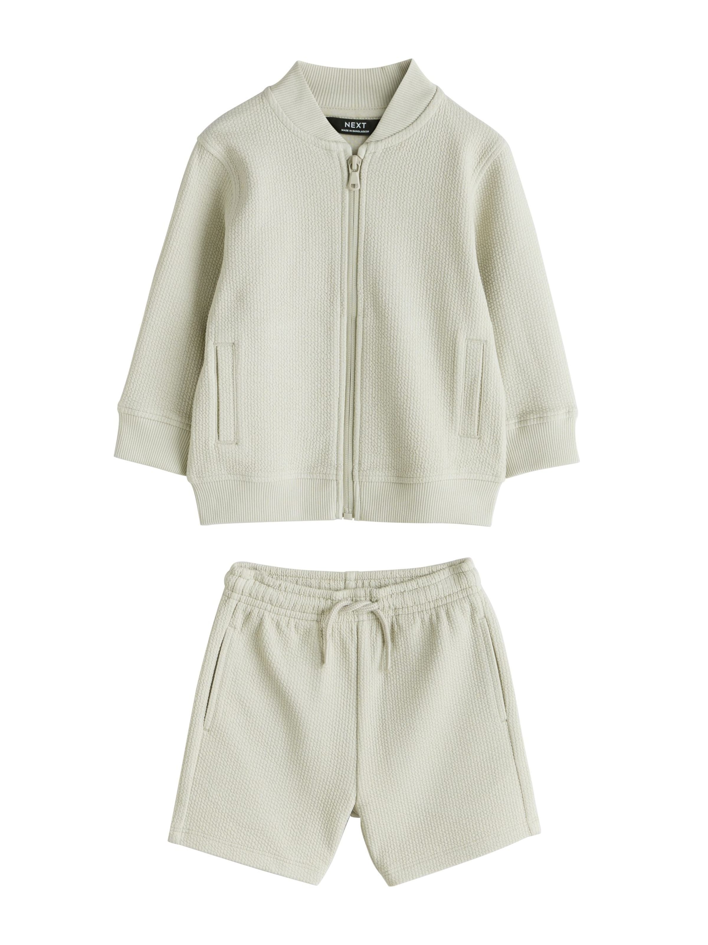 Set di Next in verde: frontale