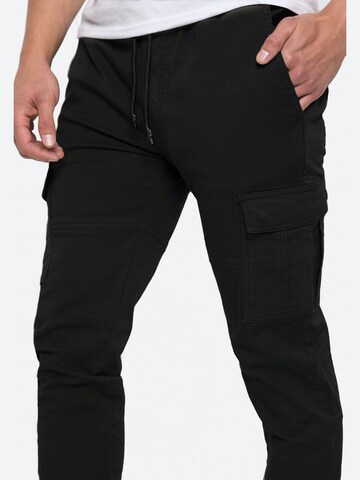 Threadbare Slim fit Cargo trousers 'Bloomfield' in Black