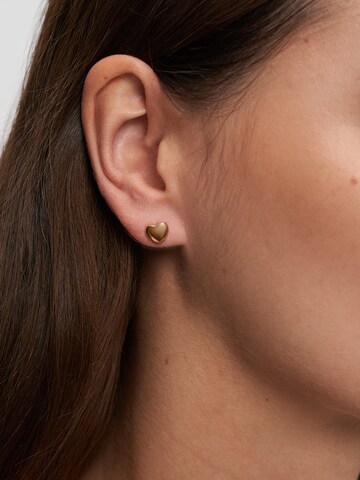 s.Oliver Earrings in Gold