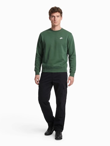 Nike Sportswear - Sweatshirt 'Club Fleece' em verde