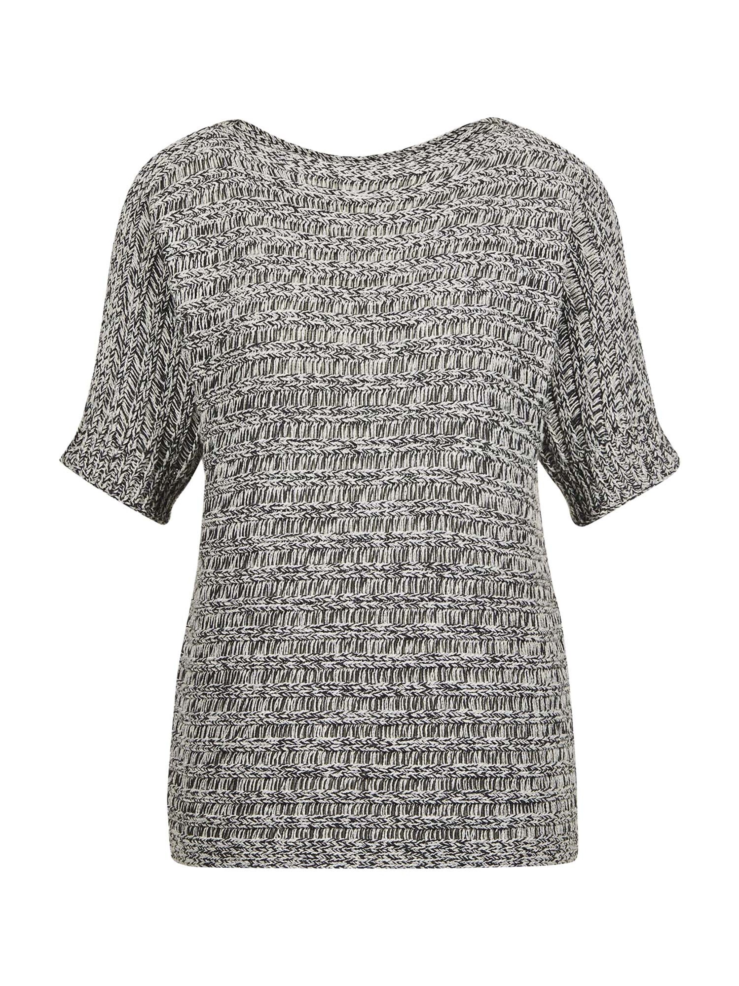 MADELEINE Trui in Grijs: voorkant