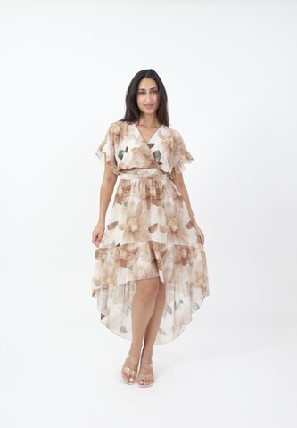 Robe Elara en beige : devant