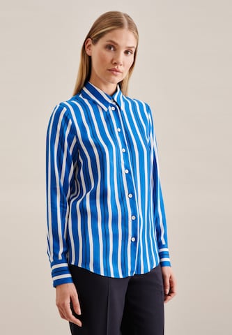 SEIDENSTICKER Blouse ' Schwarze Rose ' in Blauw: voorkant