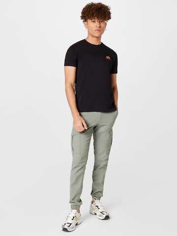 ALPHA INDUSTRIES Shirt in Zwart