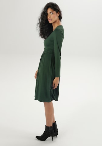 Aniston SELECTED Kleid in Grün