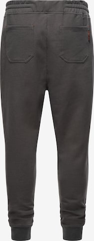 STONE HARBOUR Tapered Pants 'Pedro Maliki' in Grey