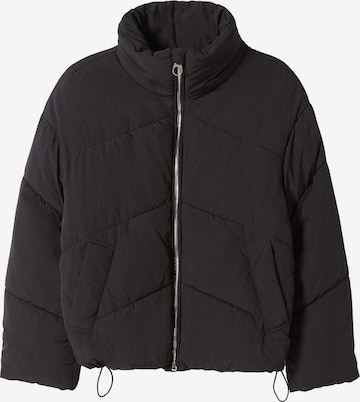 Bershka Jacke in Schwarz: predná strana