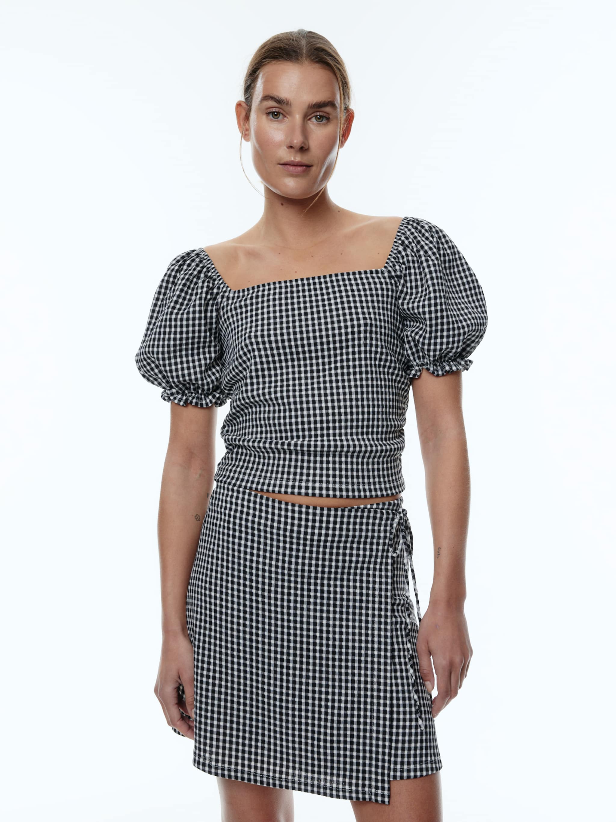 EDITED Producten Blouse 'Floretta' Zwart