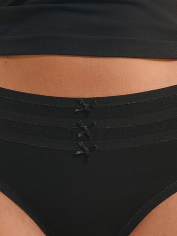 ETAM Thong 'Jack' in Black