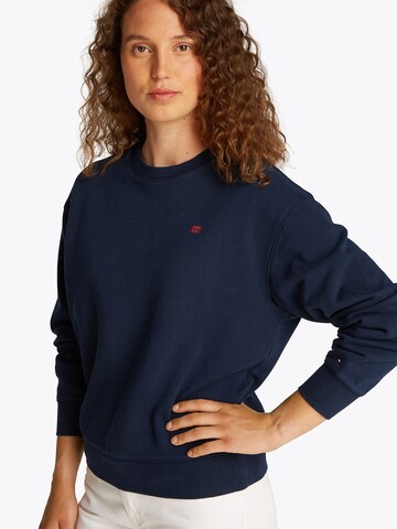 TOMMY HILFIGER Tréning póló 'REG CONTRAST FLAG SWEATSHIRT' - kék