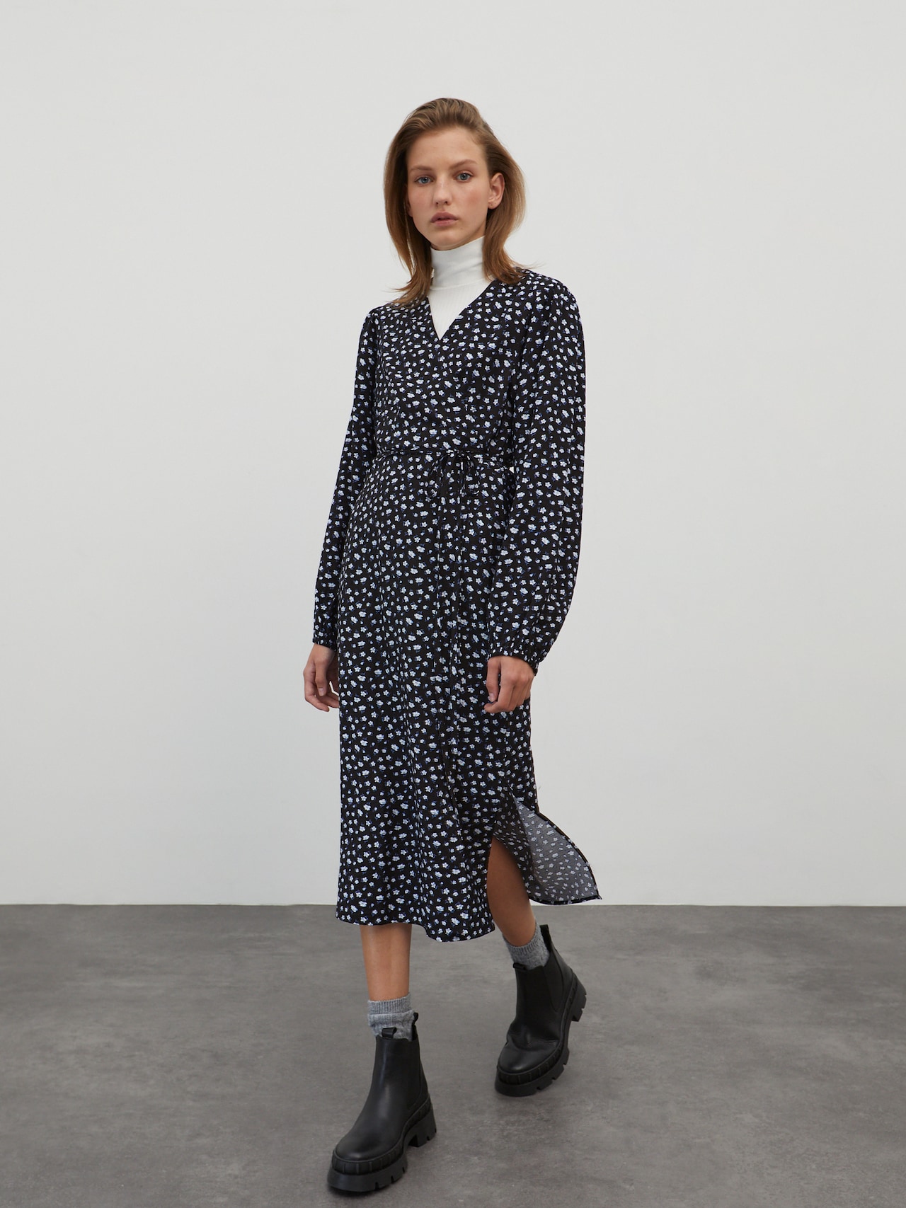 EDITED Produits Robe 'Alene' bleu foncé