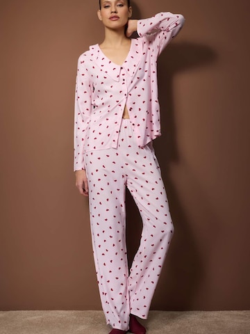 Trendyol Пижама в розово: отпред