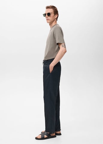 MANGO MAN Regular Pleated Pants 'Tyler' in Blue