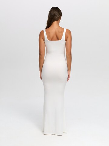 Abito 'Ribbed Tank Top Maxikleid' di cfab (formerly creamy fabrics) in bianco