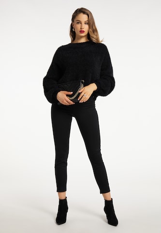 faina Sweatshirt in Schwarz