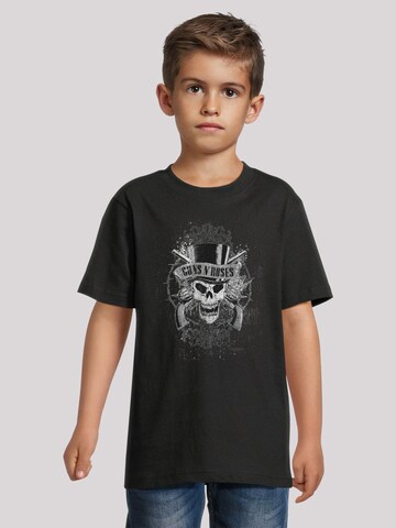 F4NT4STIC Shirt 'Guns 'N' Roses Skull and Pistols' in Zwart: voorkant