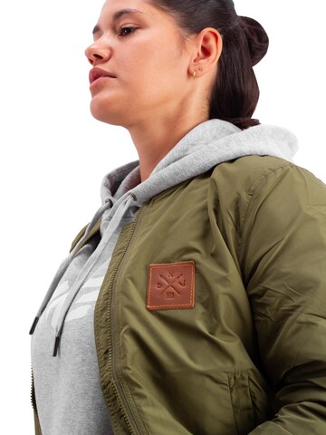 Manufaktur13 Between-Season Jacket in Green