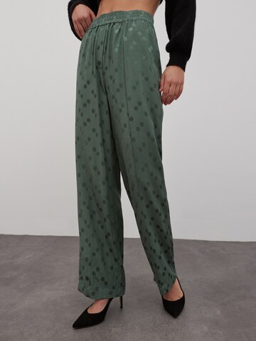 Pantalon 'Torin' EDITED en vert : devant