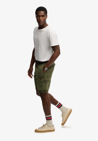 Superdry Regular Shorts 'Parachute Light' in Grün