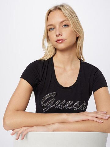 GUESS T-Shirt in Schwarz