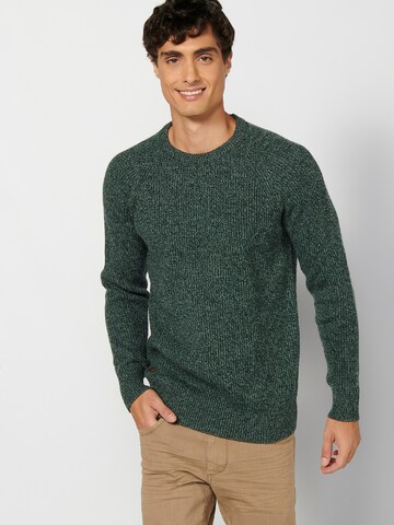 Pull-over KOROSHI en vert : devant