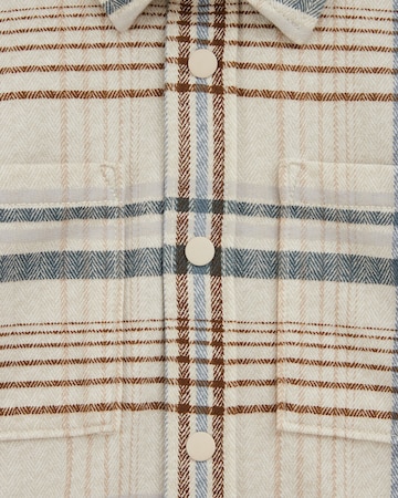 WE Fashion - Ajuste regular Camisa en beige