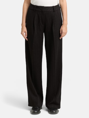 TOM TAILOR Loose fit Trousers in Black: front