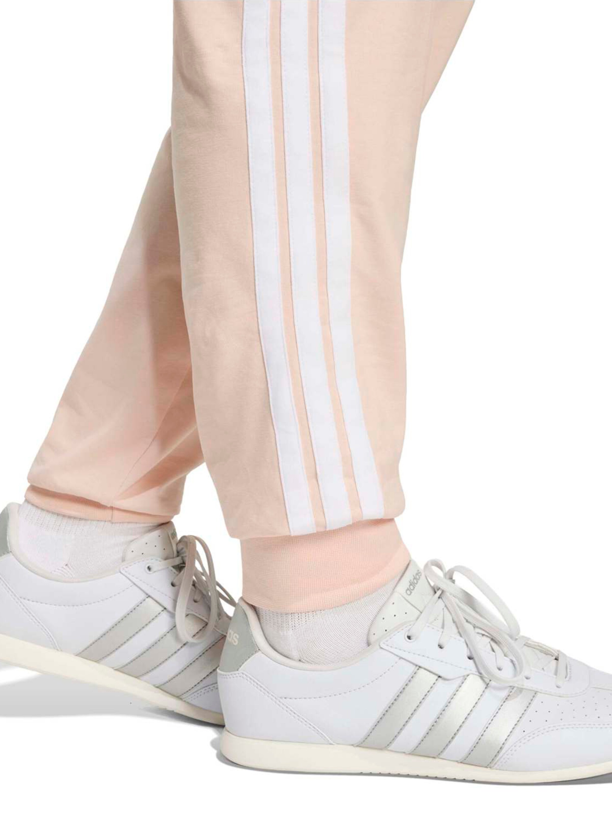 ADIDAS SPORTSWEAR Zwężany krój Spodnie sportowe 'Essentials' w kolorze różowy