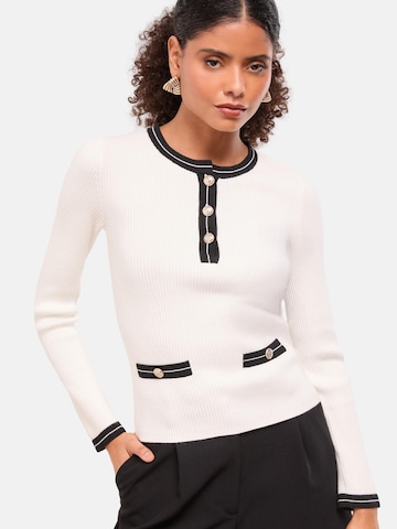 Lipsy Sweater in White: front